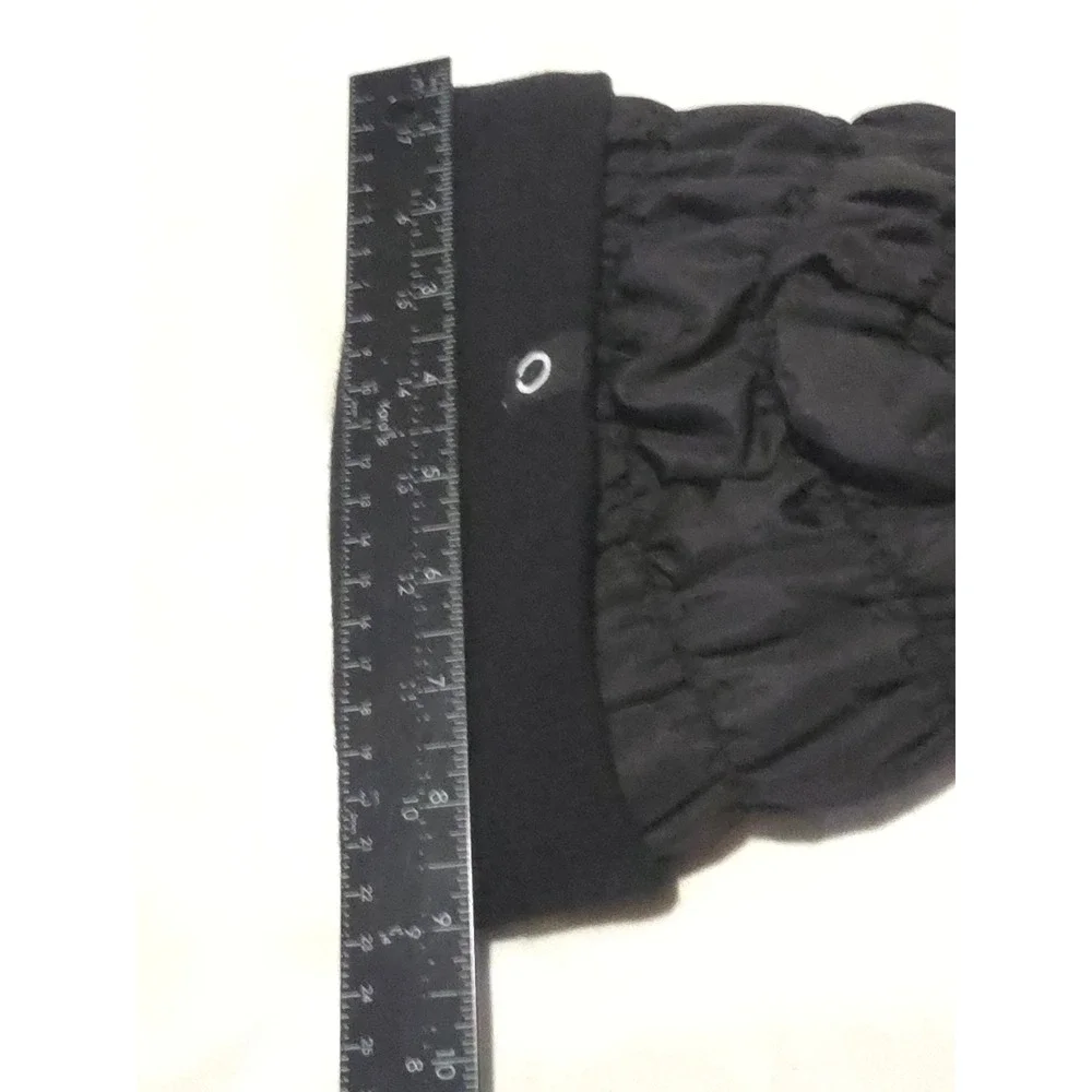 Skora Black Quilted Puffer Beanie Hat Faux Fur Pom Pom Fleece Lined NWT One Size